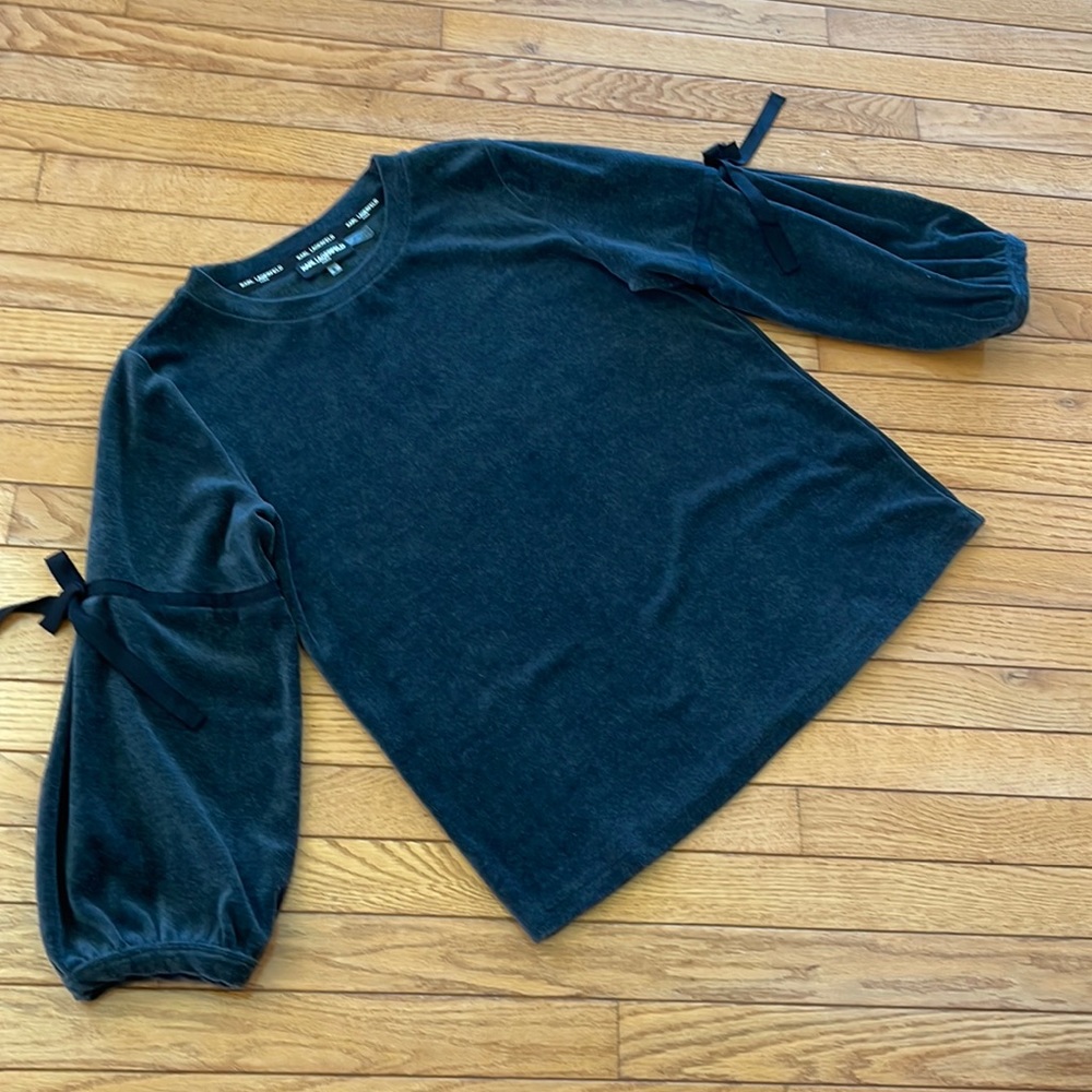 Karl Lagerfeld, Paris, dark gray sweatshirt with puff sleeve/ribbon size medium